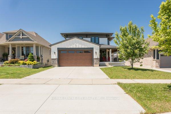Front of 35 Honey Bend