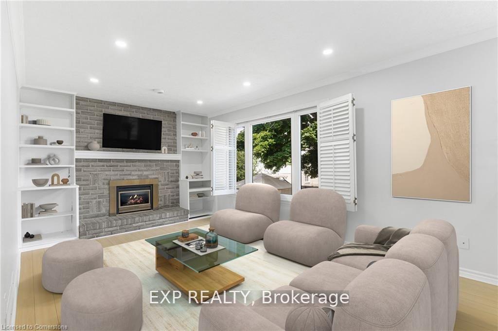 Photo 11 of 19 Driftwood Place, Hamilton, Stoney Creek Mountain — HOMEH