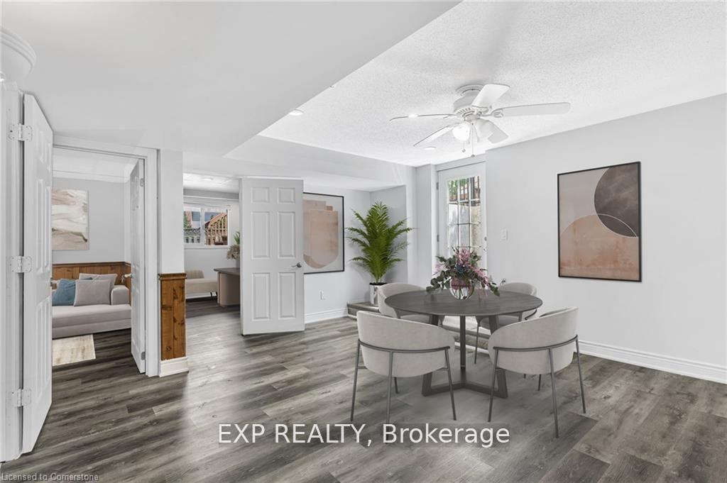 Photo 23 of 19 Driftwood Place, Hamilton, Stoney Creek Mountain — HOMEH