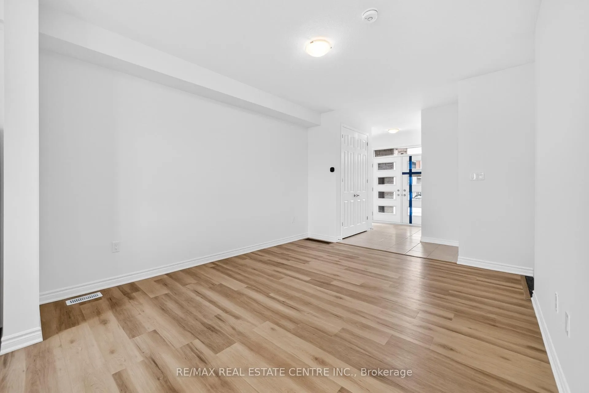 Photo 11 of 182 Stamson Street, Kitchener — HOMEH