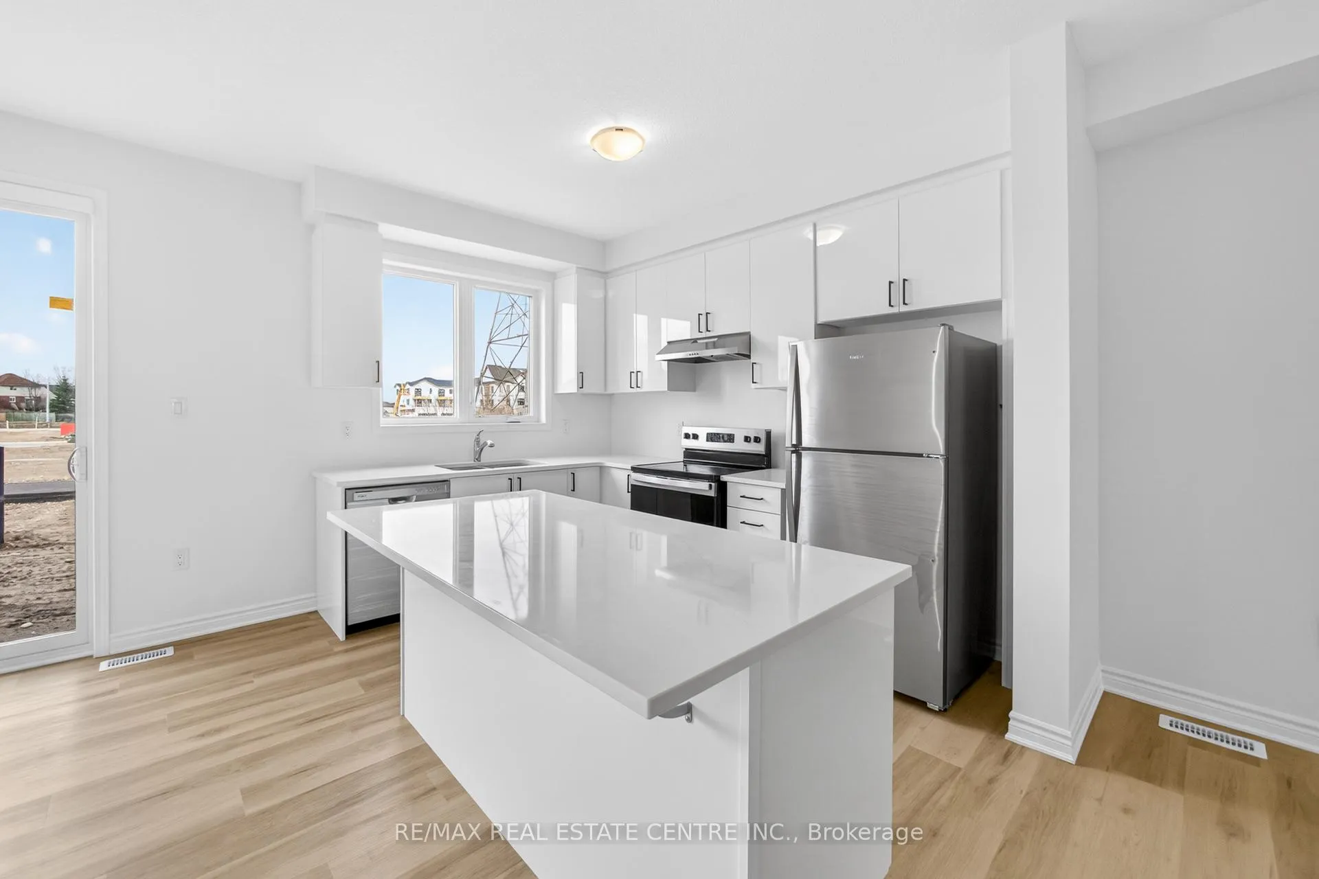 Photo 14 of 182 Stamson Street, Kitchener — HOMEH