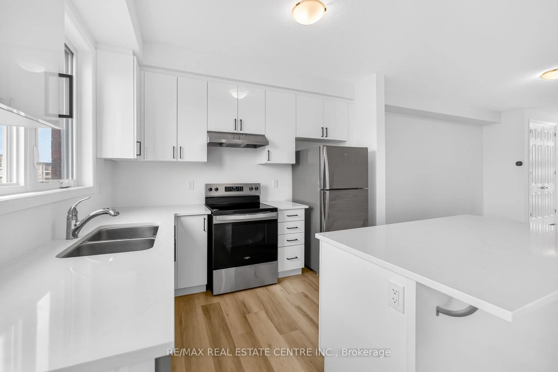 Photo 17 of 182 Stamson Street, Kitchener — HOMEH