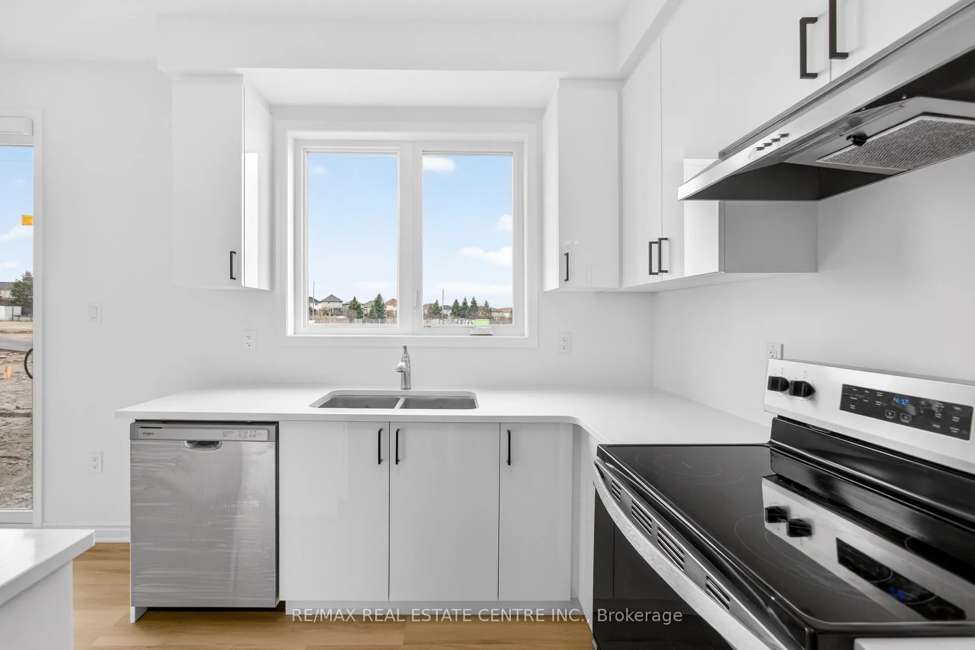 Photo 20 of 182 Stamson Street, Kitchener — HOMEH