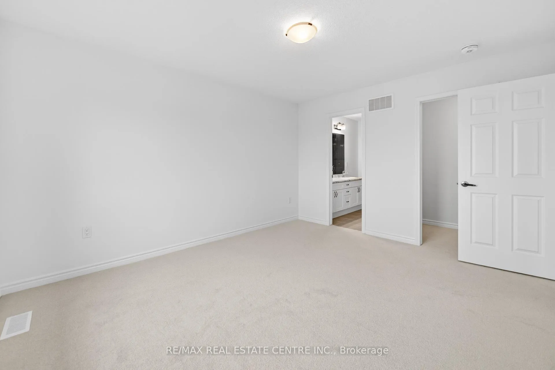 Photo 37 of 182 Stamson Street, Kitchener — HOMEH