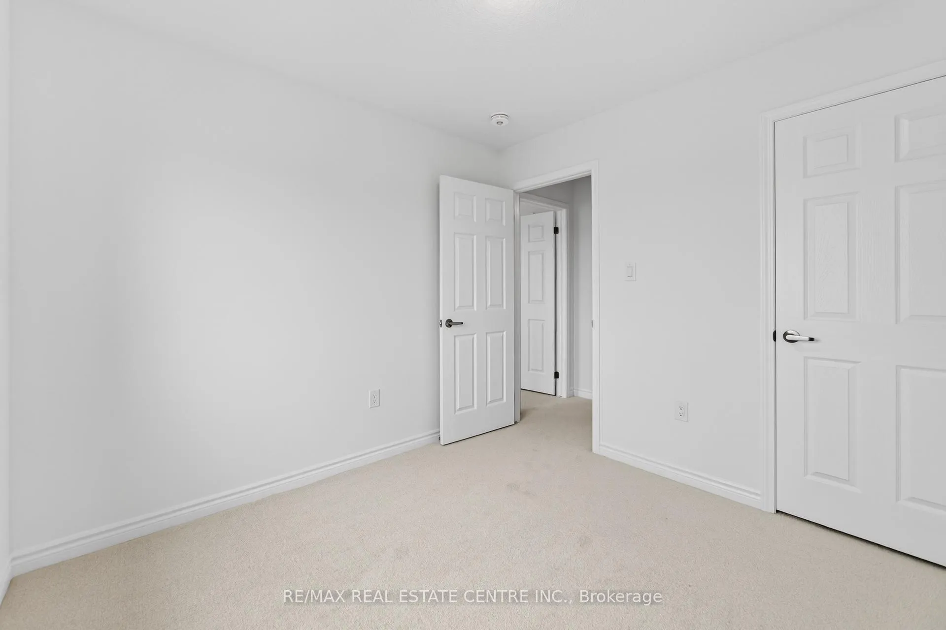 Photo 45 of 182 Stamson Street, Kitchener — HOMEH