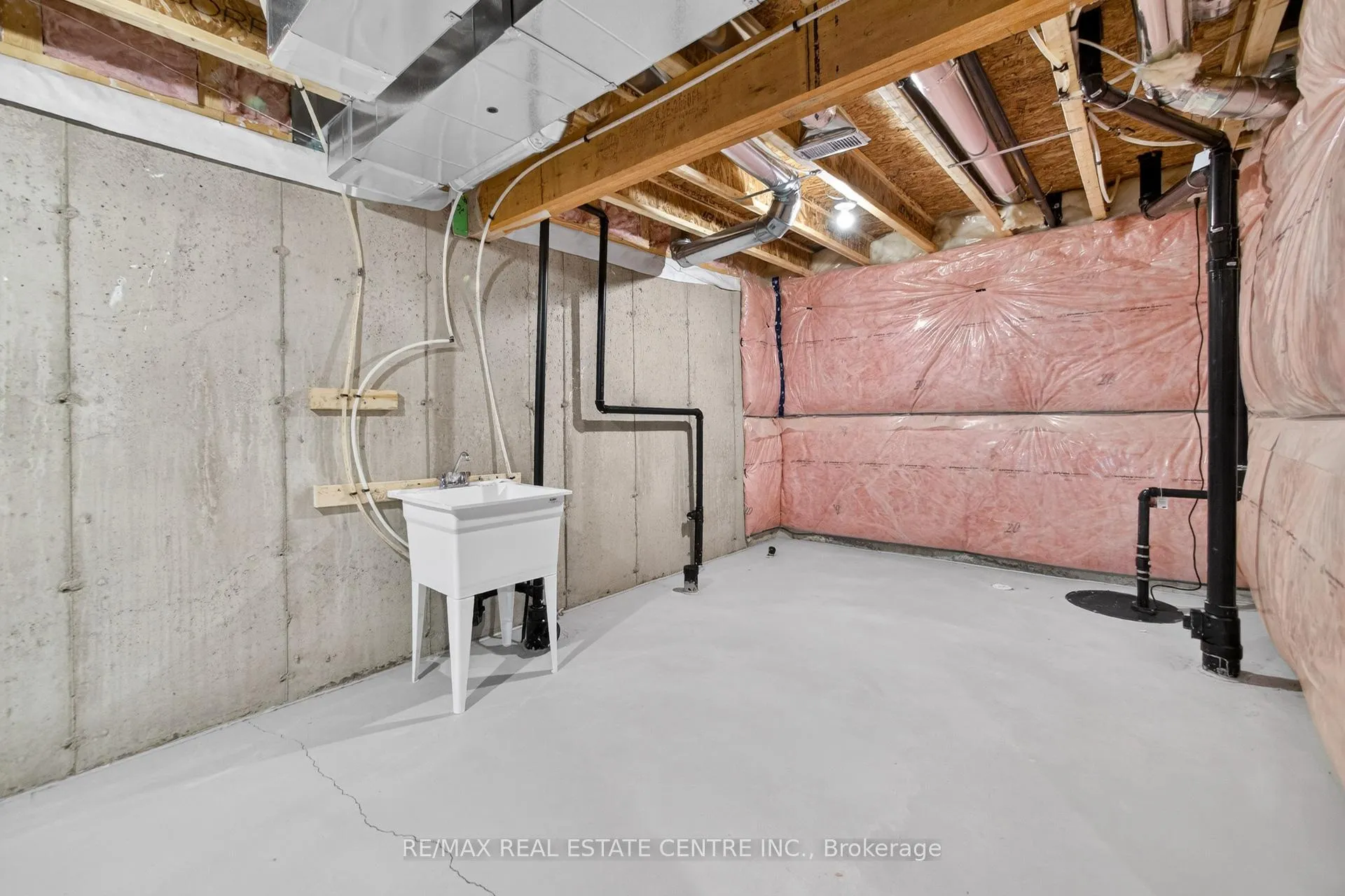 Photo 49 of 182 Stamson Street, Kitchener — HOMEH