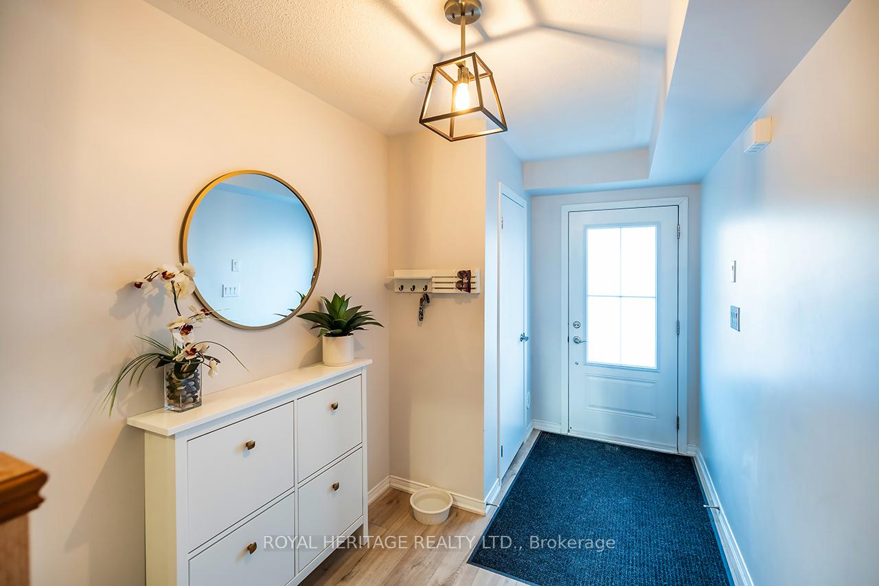 Photo 2 of 114 Jerome Way, Clarington, Bowmanville — HOMEH