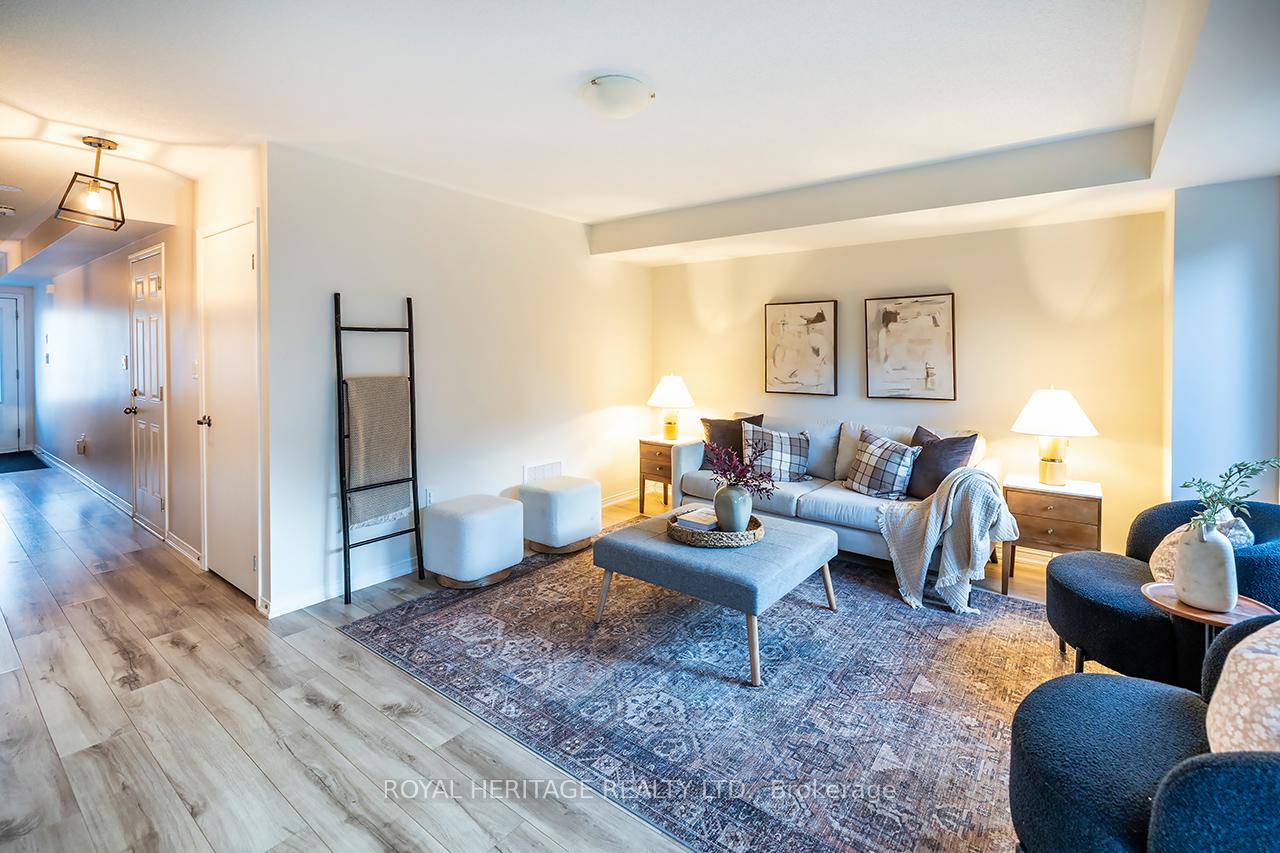 Photo 4 of 114 Jerome Way, Clarington, Bowmanville — HOMEH