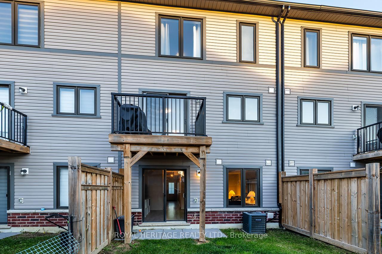 Photo 7 of 114 Jerome Way, Clarington, Bowmanville — HOMEH