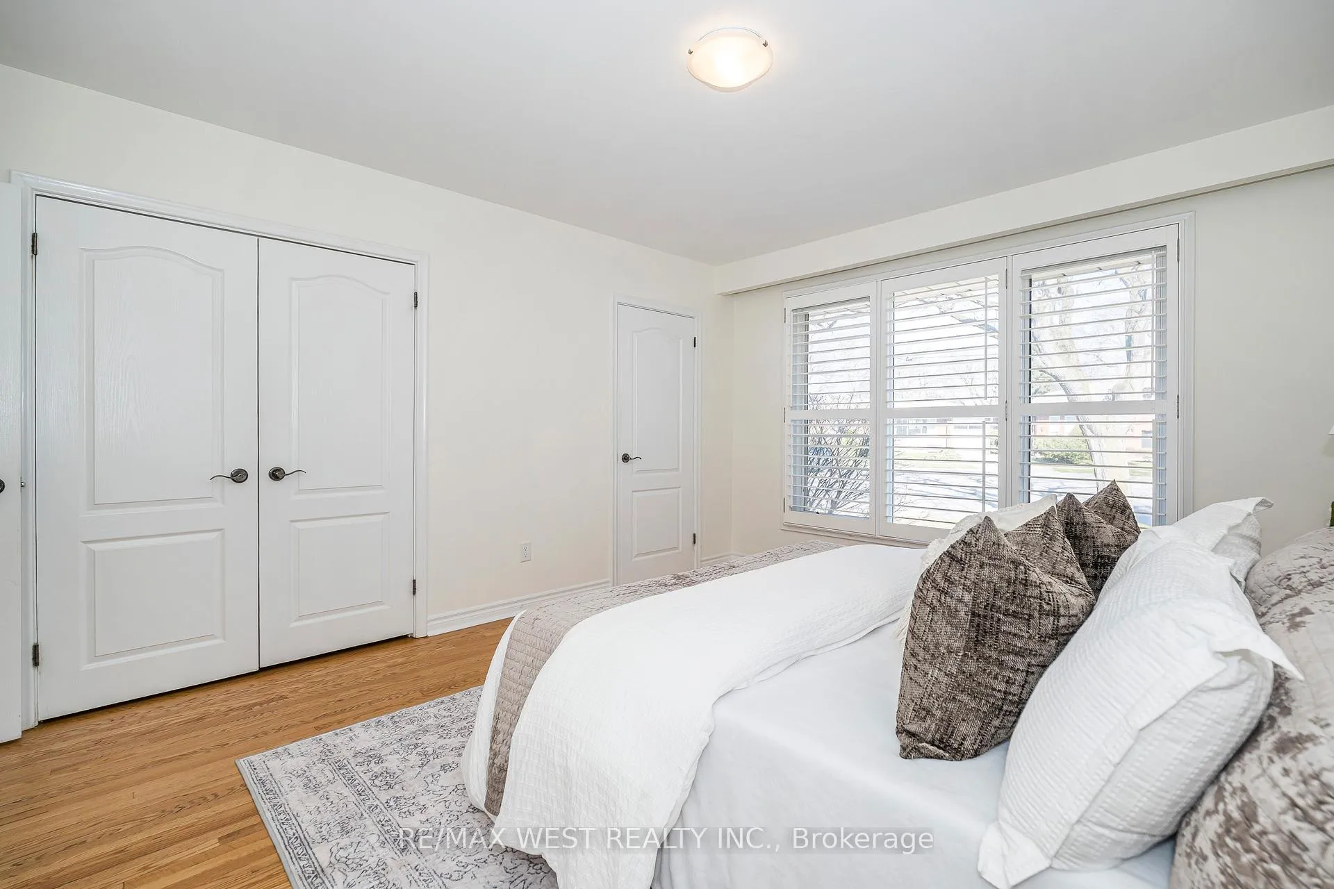 Photo 16 of 6 Prentice Court, Etobicoke, Willowridge-Martingrove-Richview — HOMEH