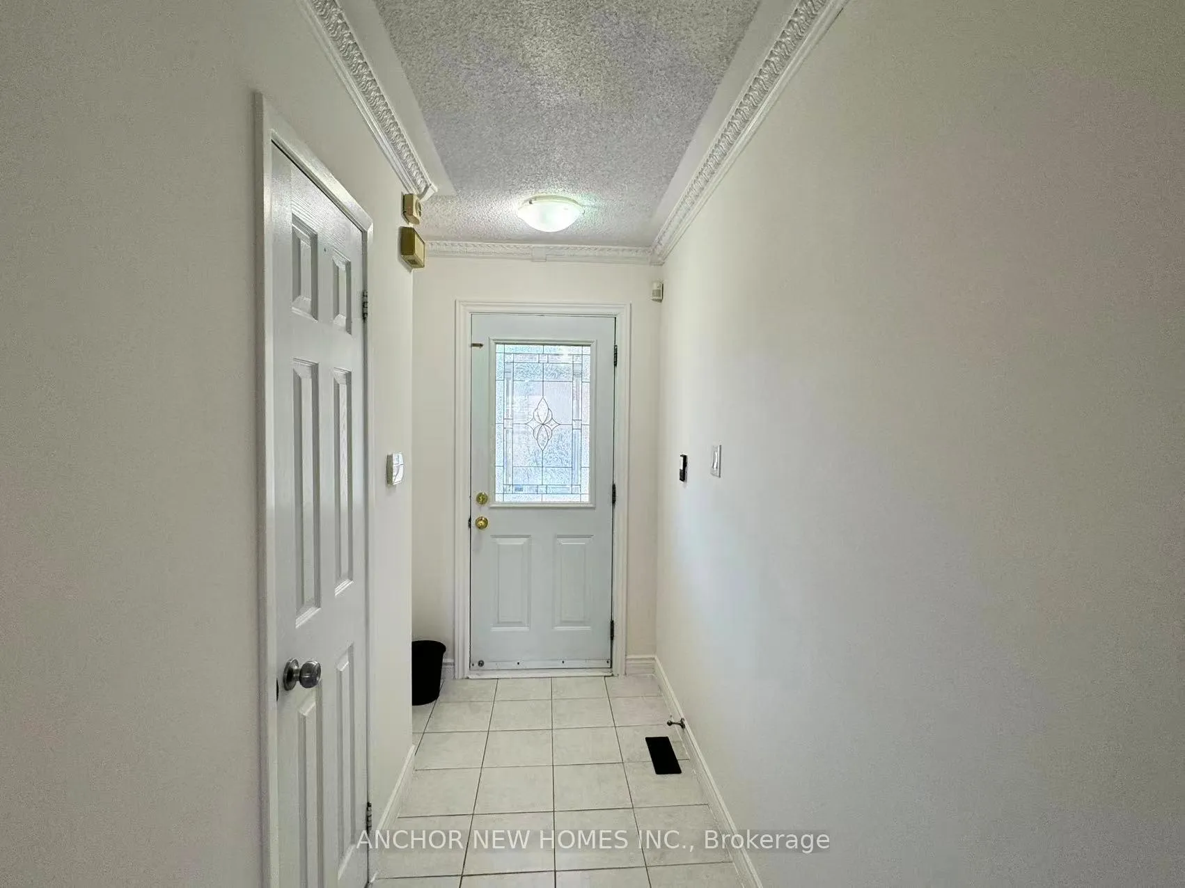 Photo 2 of 82 Sorrell Crescent, Markham, Milliken Mills East — HOMEH