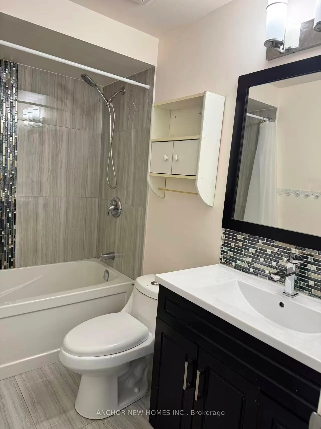Photo 13 of 82 Sorrell Crescent, Markham, Milliken Mills East — HOMEH