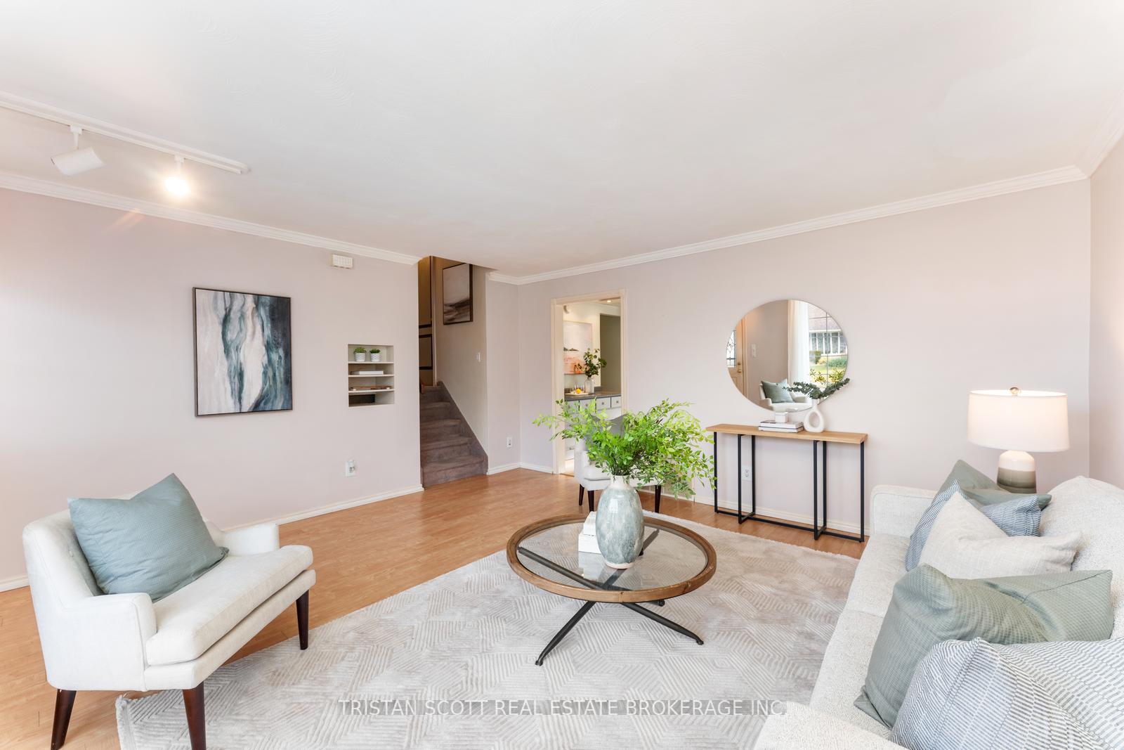 Photo 5 of 79 Glen Castle Drive, Hamilton, Red Hill — HOMEH