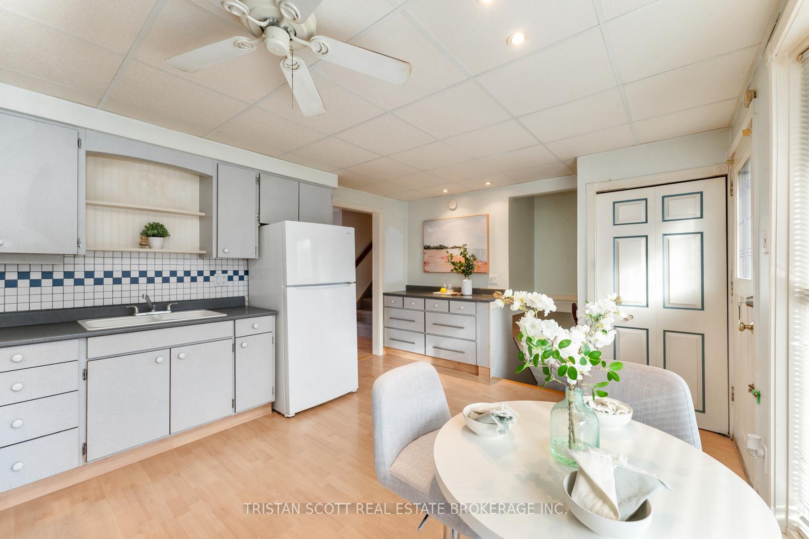 Photo 8 of 79 Glen Castle Drive, Hamilton, Red Hill — HOMEH