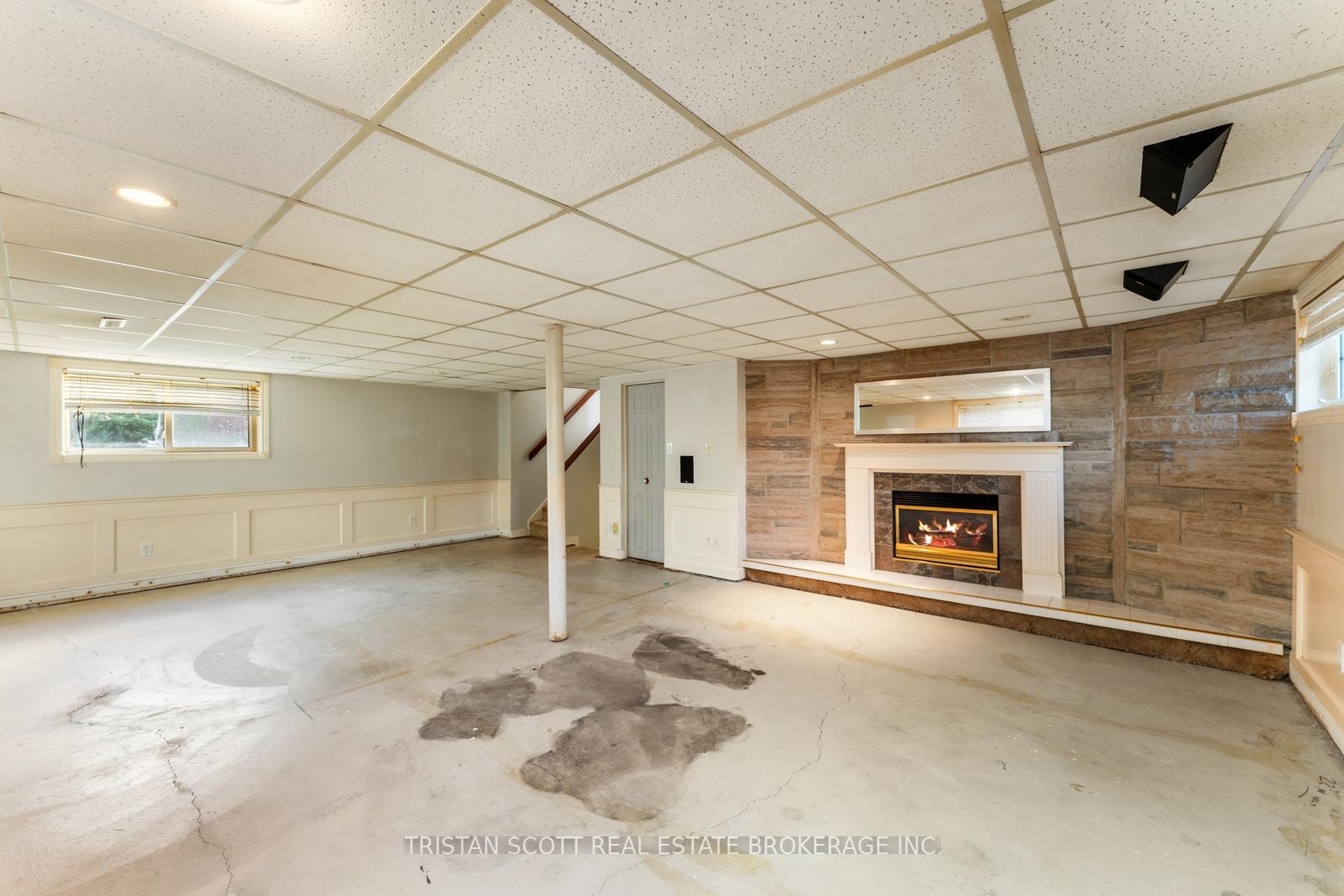 Photo 21 of 79 Glen Castle Drive, Hamilton, Red Hill — HOMEH