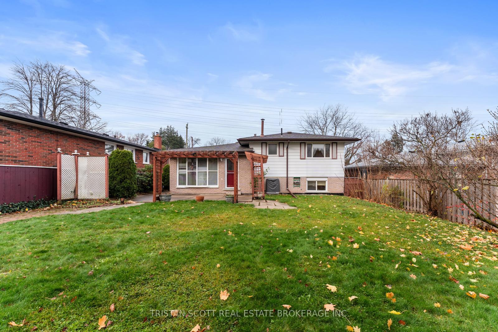 Photo 26 of 79 Glen Castle Drive, Hamilton, Red Hill — HOMEH