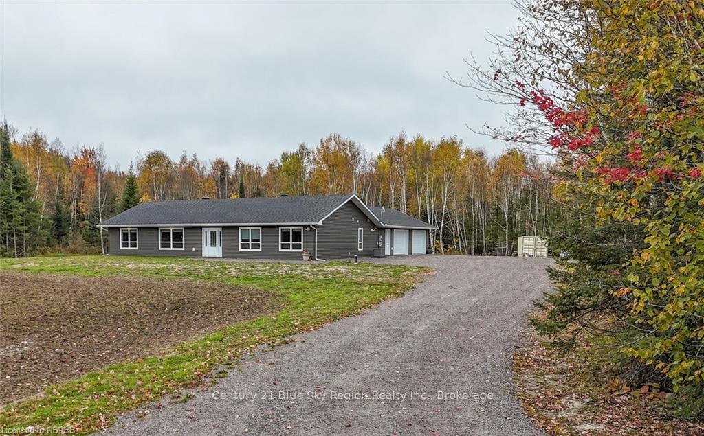 Photo 1 of 1040 Development Road, Bonfield — HOMEH