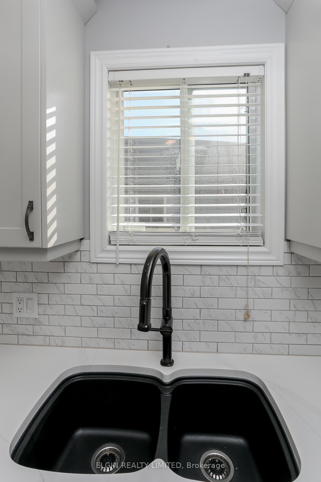 Photo 14 of 22 Cook Crescent, St. Thomas — HOMEH