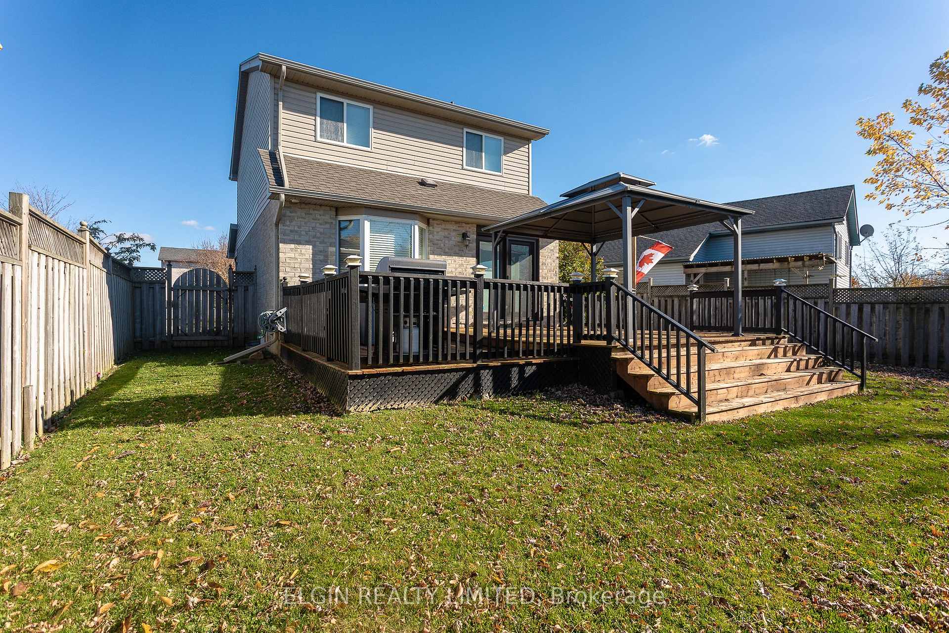 Photo 33 of 22 Cook Crescent, St. Thomas — HOMEH