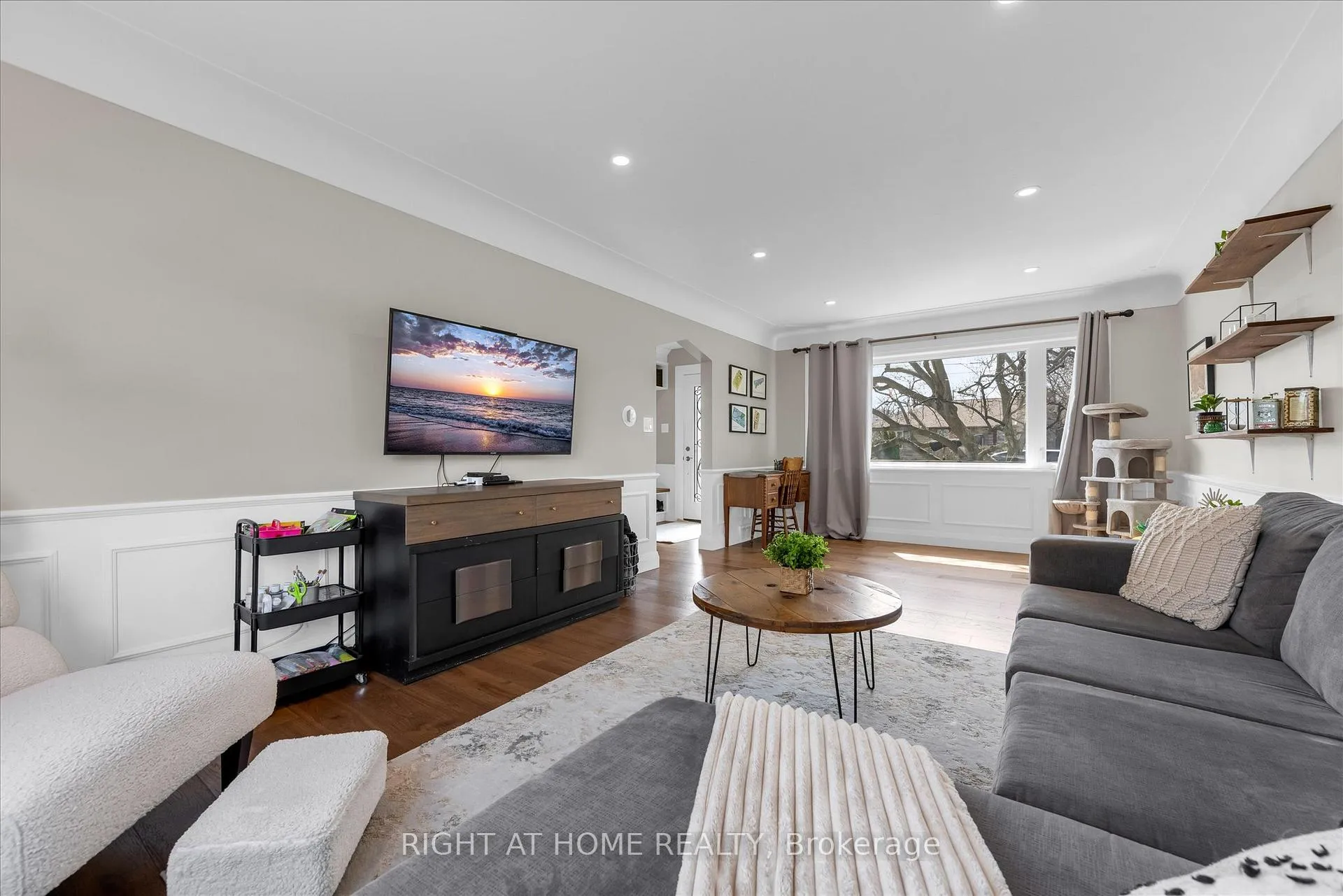 Photo 6 of 74 Glenview Drive, Hamilton, Stoney Creek — HOMEH