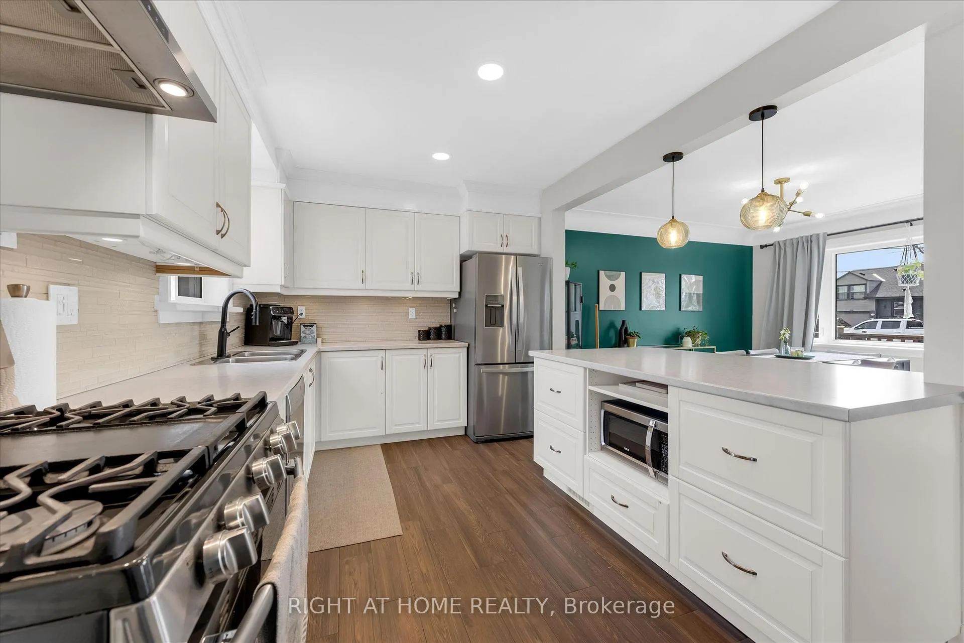 Photo 17 of 74 Glenview Drive, Hamilton, Stoney Creek — HOMEH