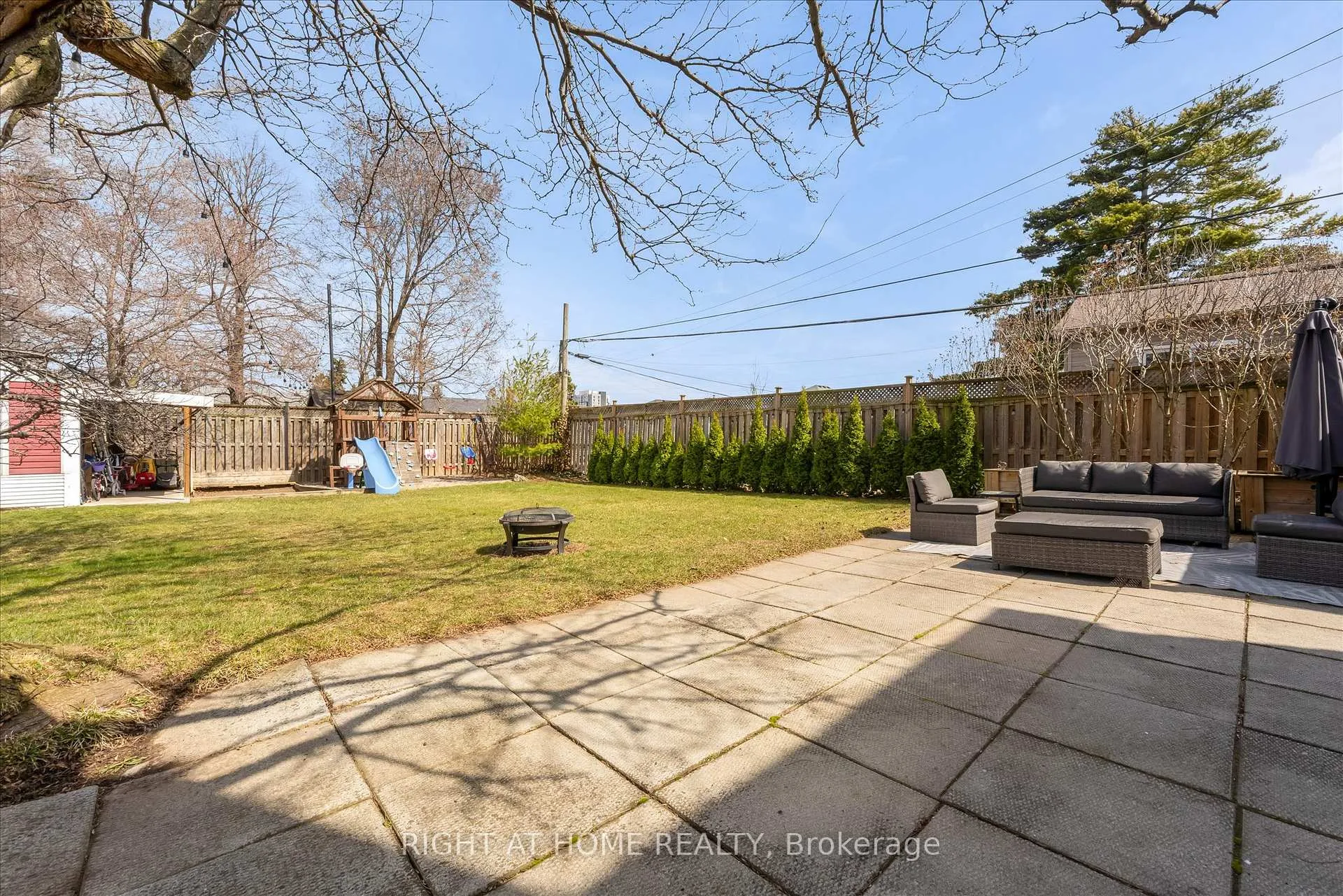 Photo 37 of 74 Glenview Drive, Hamilton, Stoney Creek — HOMEH