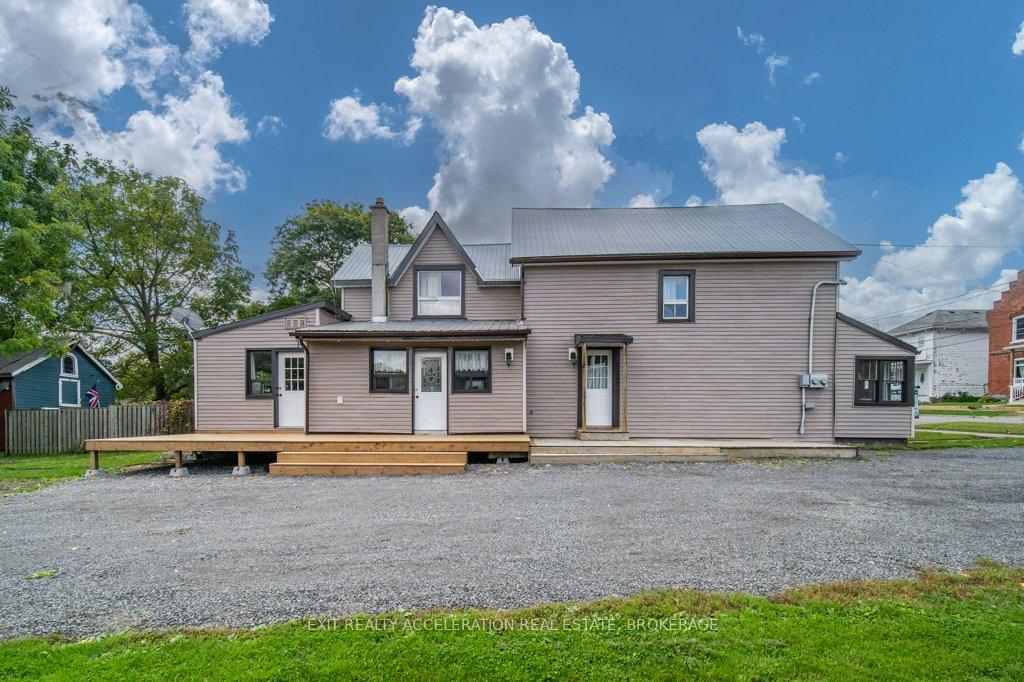 Photo 4 of 448 Thomas Street, Deseronto, Deseronto (Town) — HOMEH