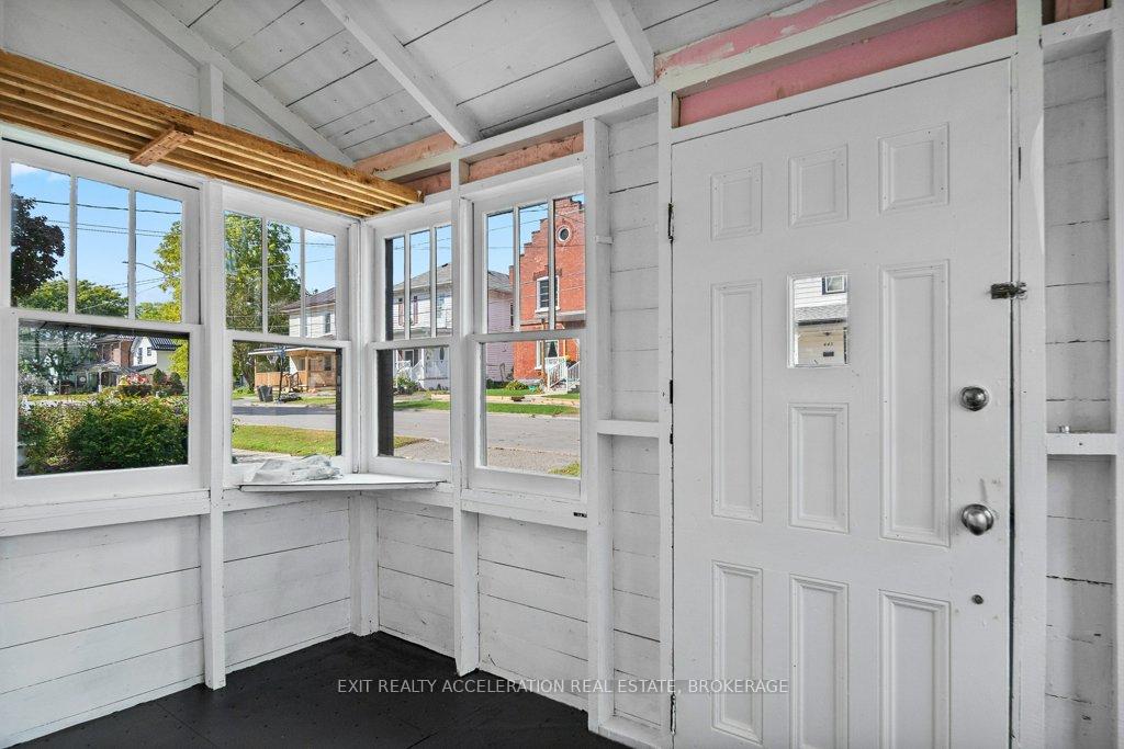 Photo 5 of 448 Thomas Street, Deseronto, Deseronto (Town) — HOMEH