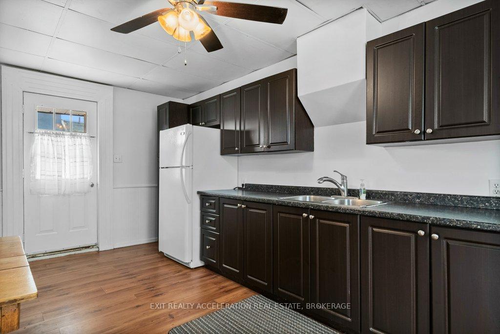 Photo 13 of 448 Thomas Street, Deseronto, Deseronto (Town) — HOMEH