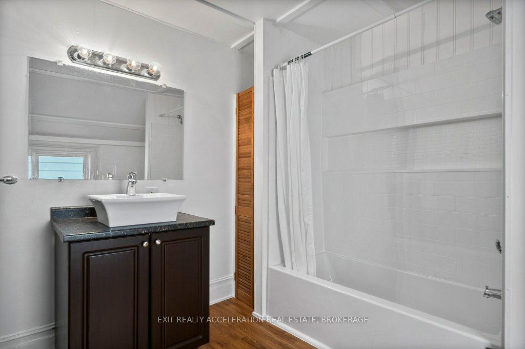 Photo 19 of 448 Thomas Street, Deseronto, Deseronto (Town) — HOMEH