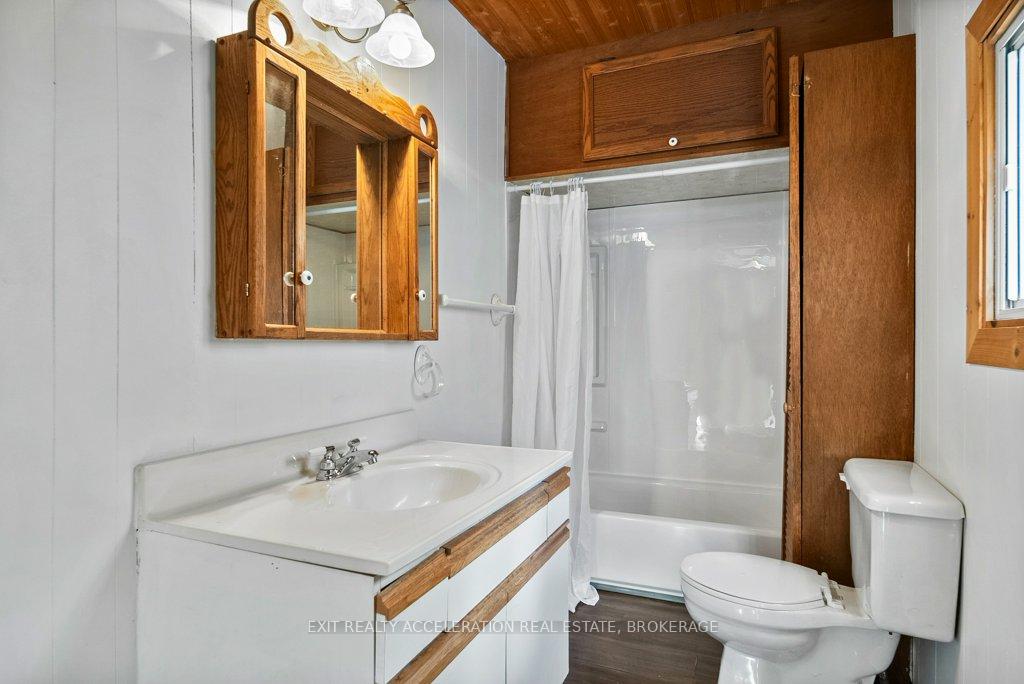 Photo 29 of 448 Thomas Street, Deseronto, Deseronto (Town) — HOMEH