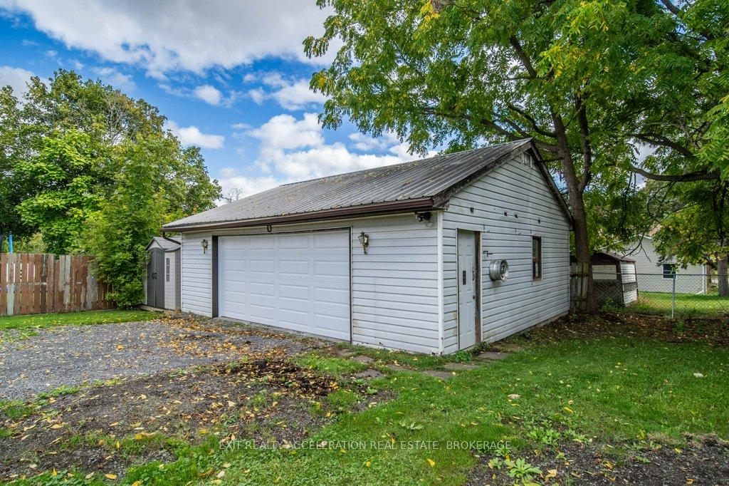 Photo 36 of 448 Thomas Street, Deseronto, Deseronto (Town) — HOMEH
