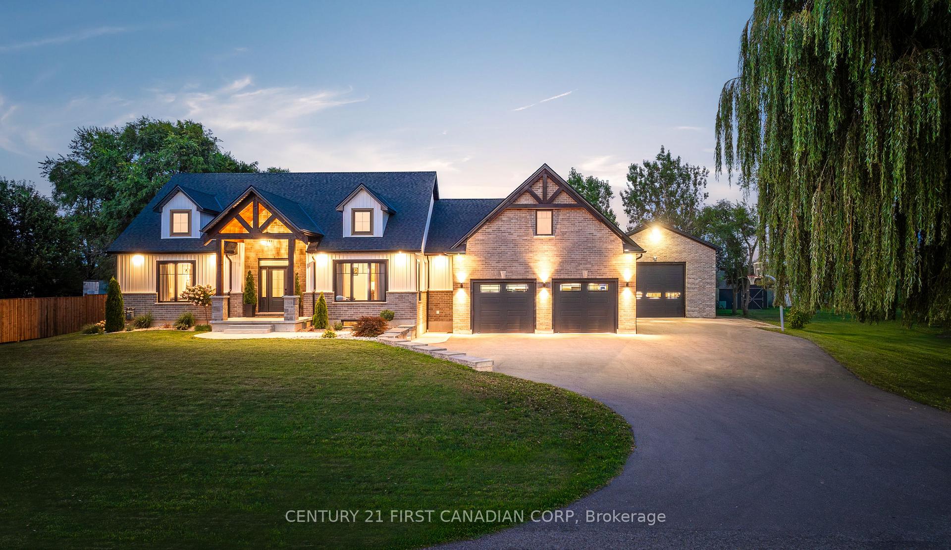 Photo 1 of 8848 Walker Road, Malahide, Rural Malahide — HOMEH