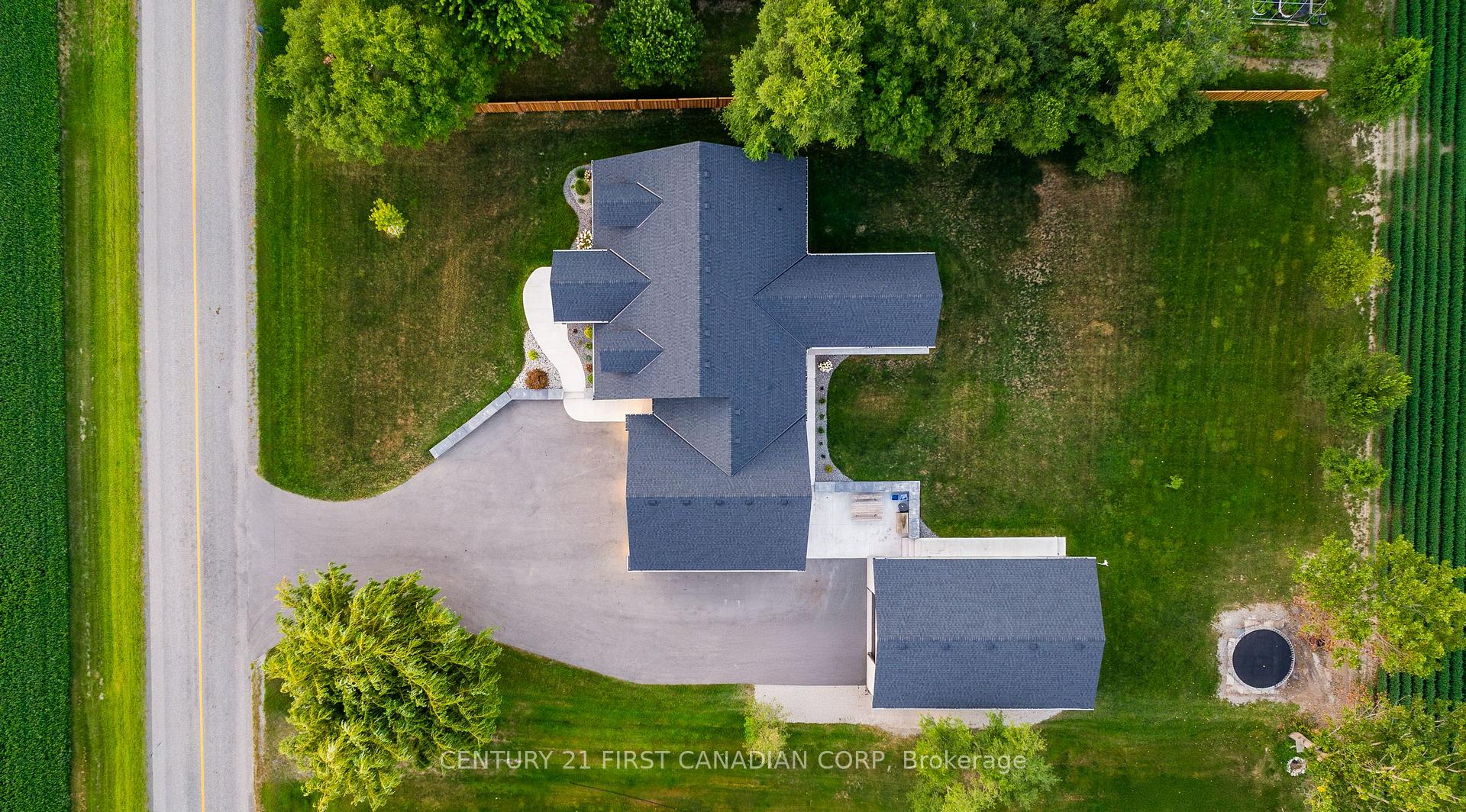 Photo 2 of 8848 Walker Road, Malahide, Rural Malahide — HOMEH