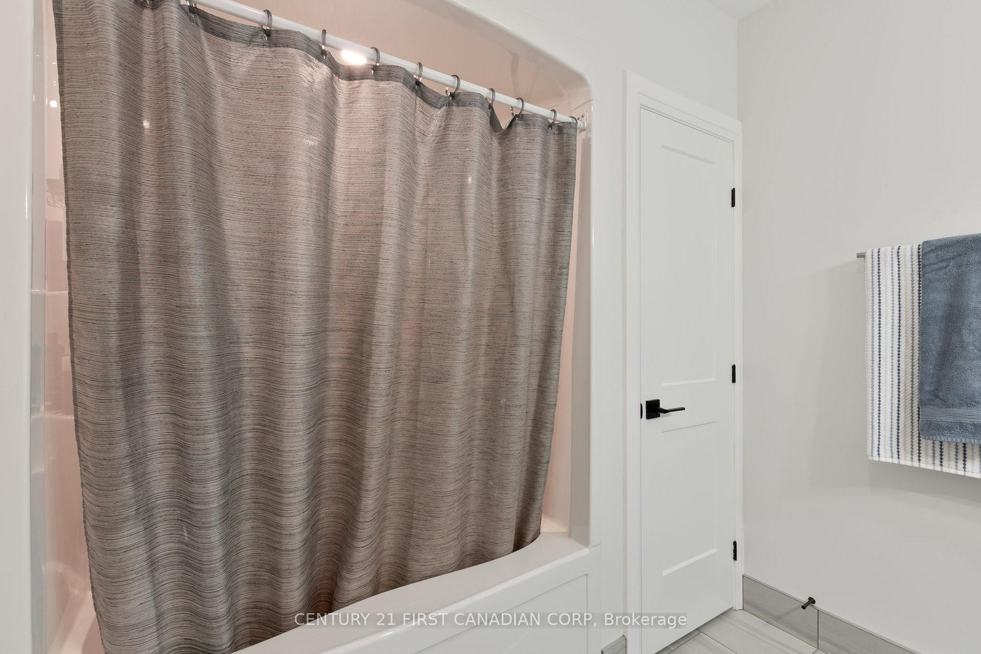 Photo 29 of 8848 Walker Road, Malahide, Rural Malahide — HOMEH