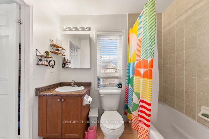 Photo 33 of 2 Raithby Crescent, Ajax, Central East — HOMEH