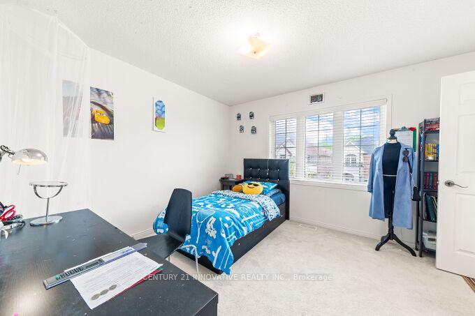 Photo 34 of 2 Raithby Crescent, Ajax, Central East — HOMEH