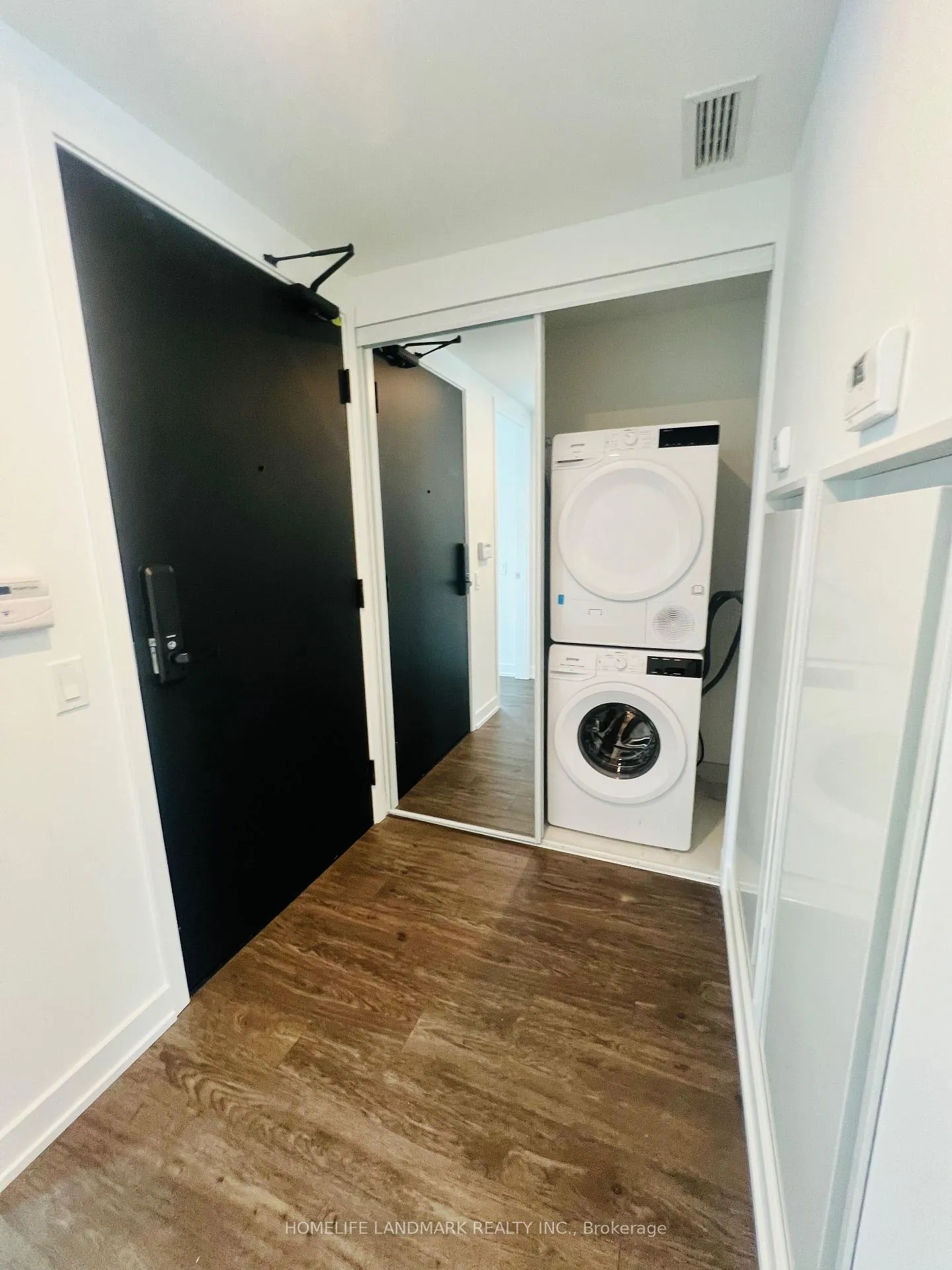 Photo 6 of Unit 4610, 88 Queen Street E, Toronto, Church-Yonge Corridor — HOMEH