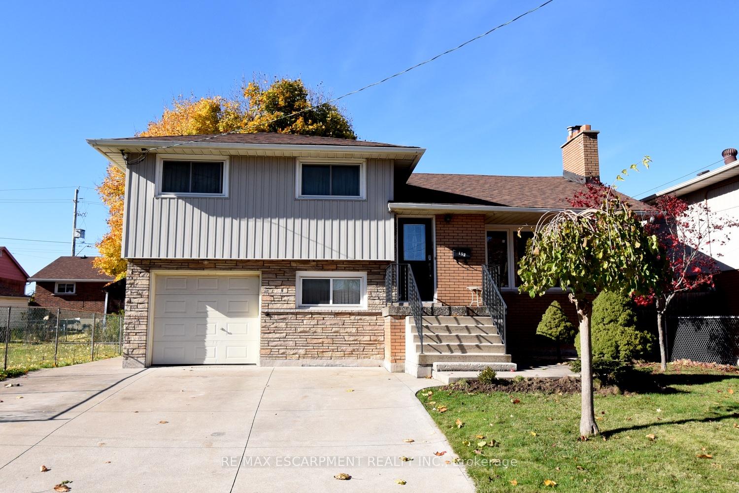 Photo 1 of 152 West 4th Street, Hamilton, Bonnington — HOMEH