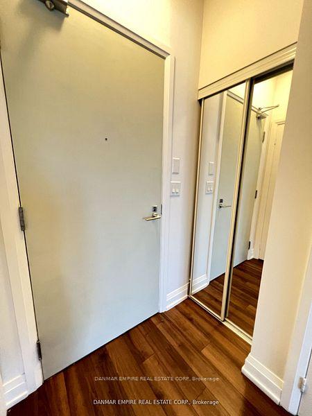 Photo 4 of Unit 2203, 7165 Yonge Street, Markham, Thornhill — HOMEH