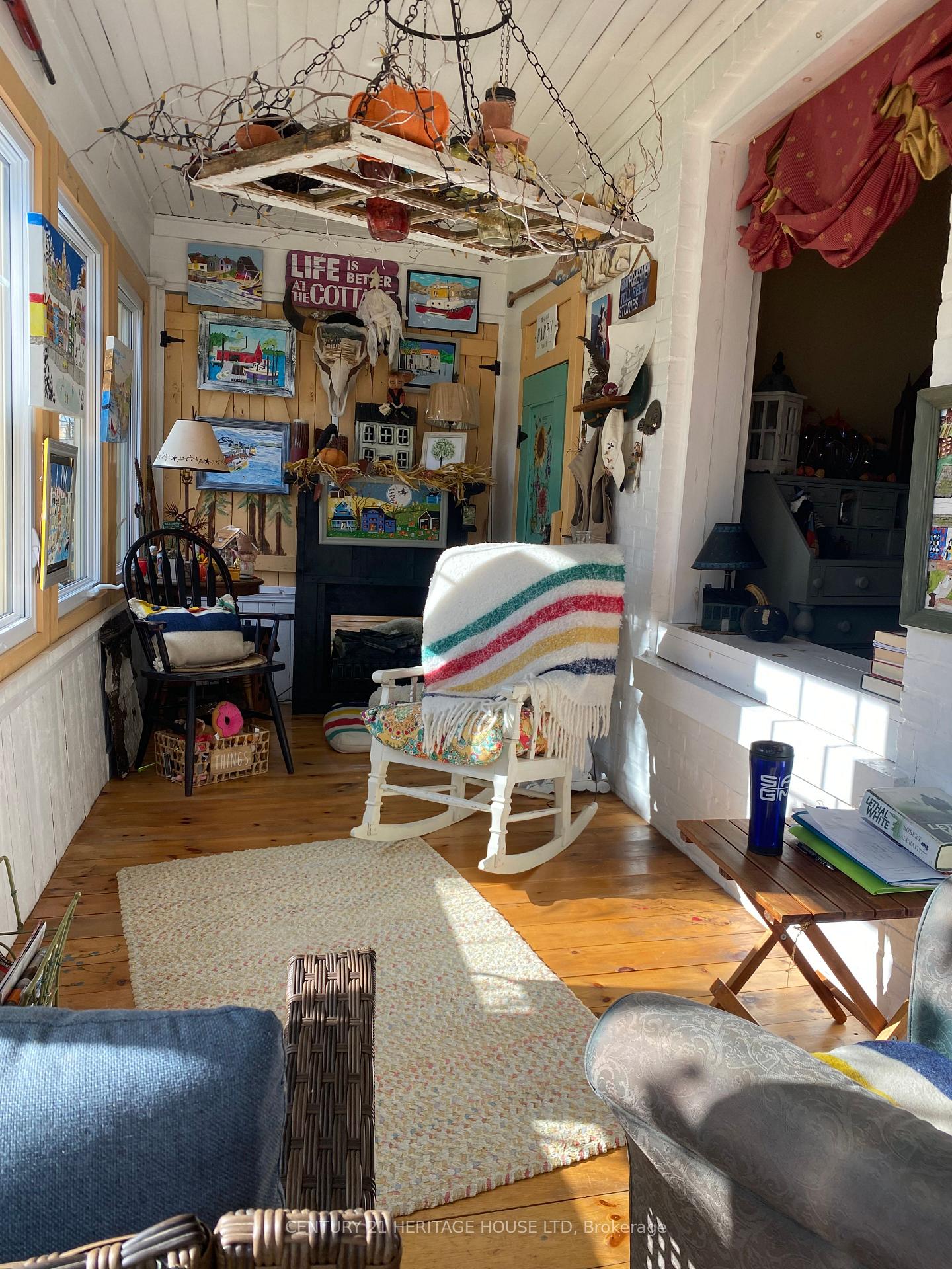 Photo 4 of 78 Forest Avenue, St. Thomas — HOMEH