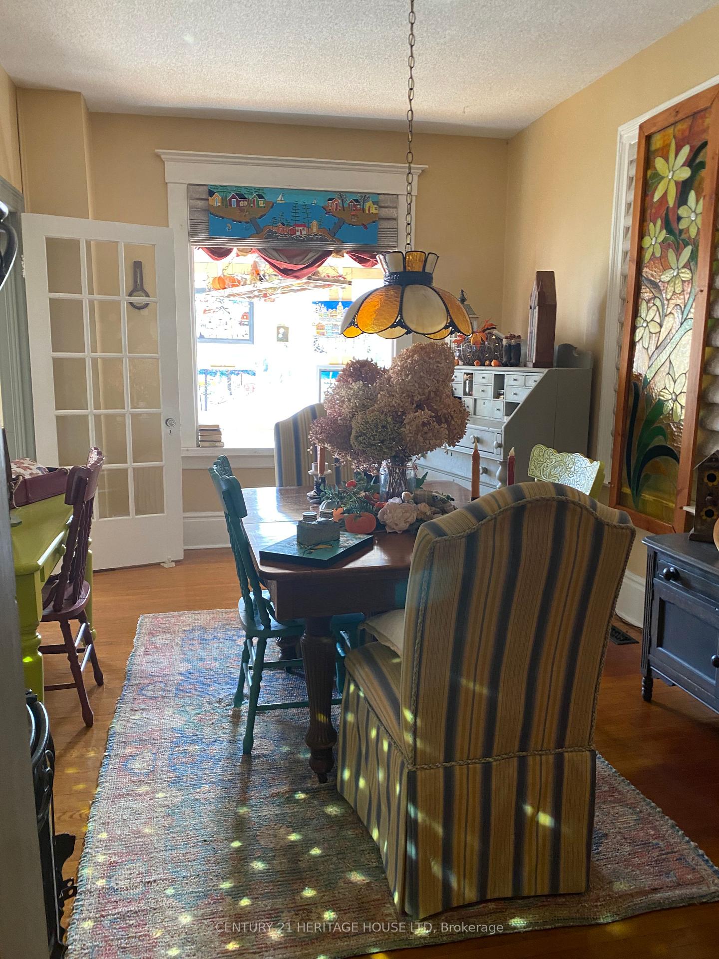Photo 7 of 78 Forest Avenue, St. Thomas — HOMEH