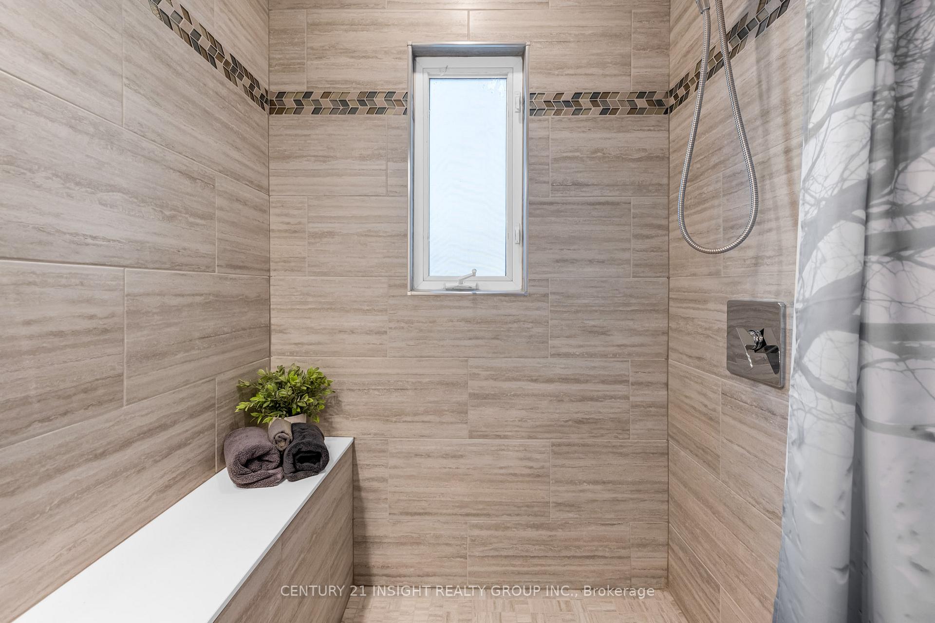 Photo 16 of 155 Walter Avenue S, Hamilton, Glenview — HOMEH
