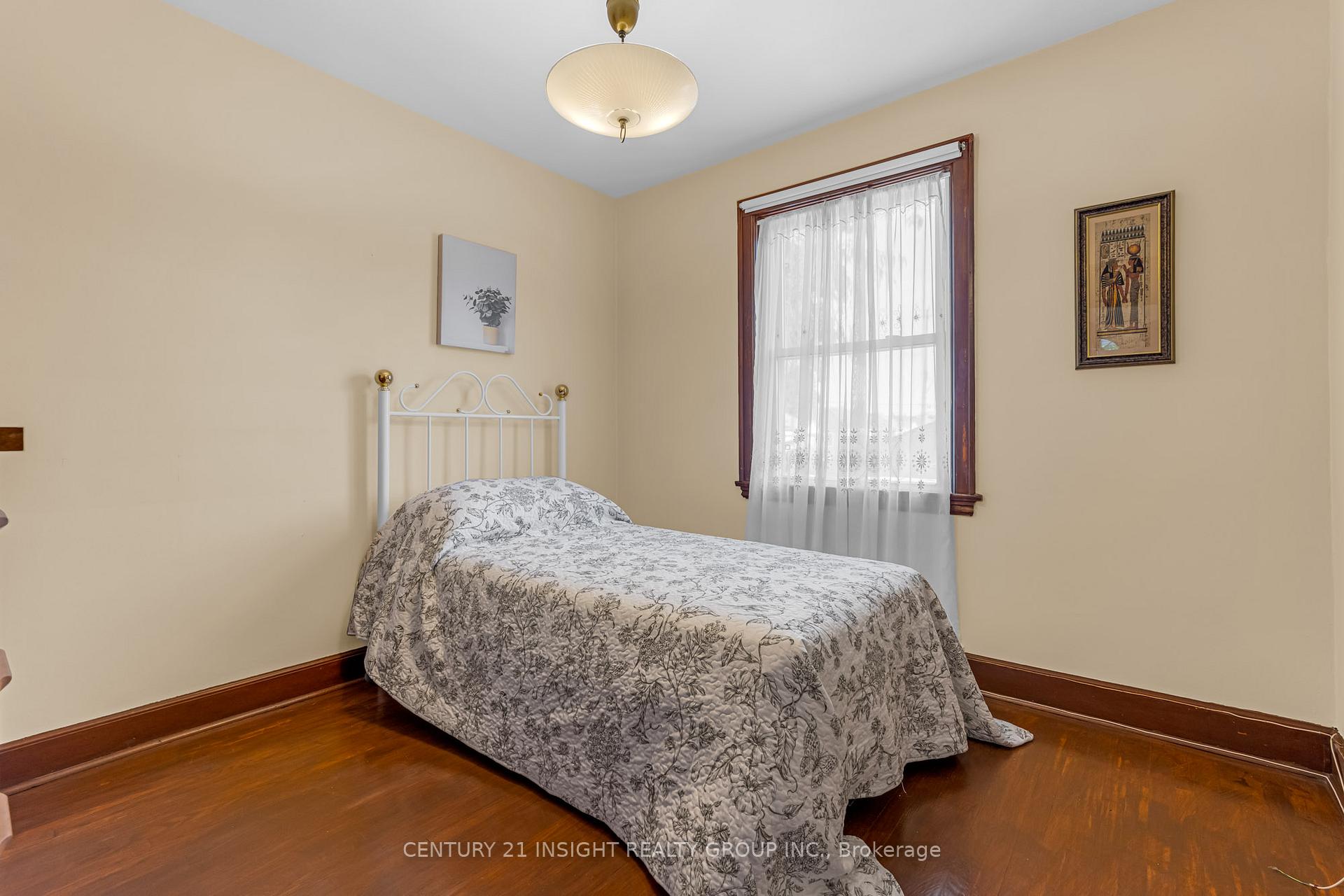 Photo 19 of 155 Walter Avenue S, Hamilton, Glenview — HOMEH
