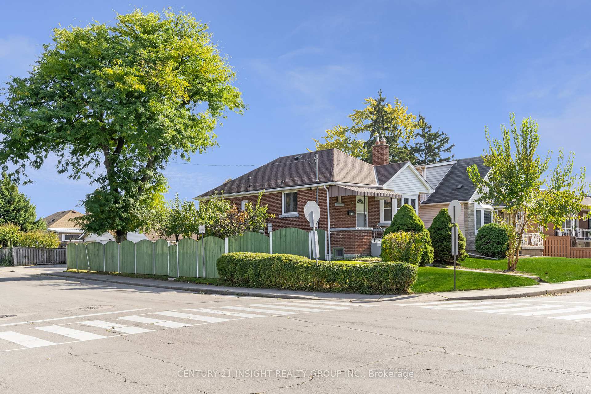 Photo 32 of 155 Walter Avenue S, Hamilton, Glenview — HOMEH