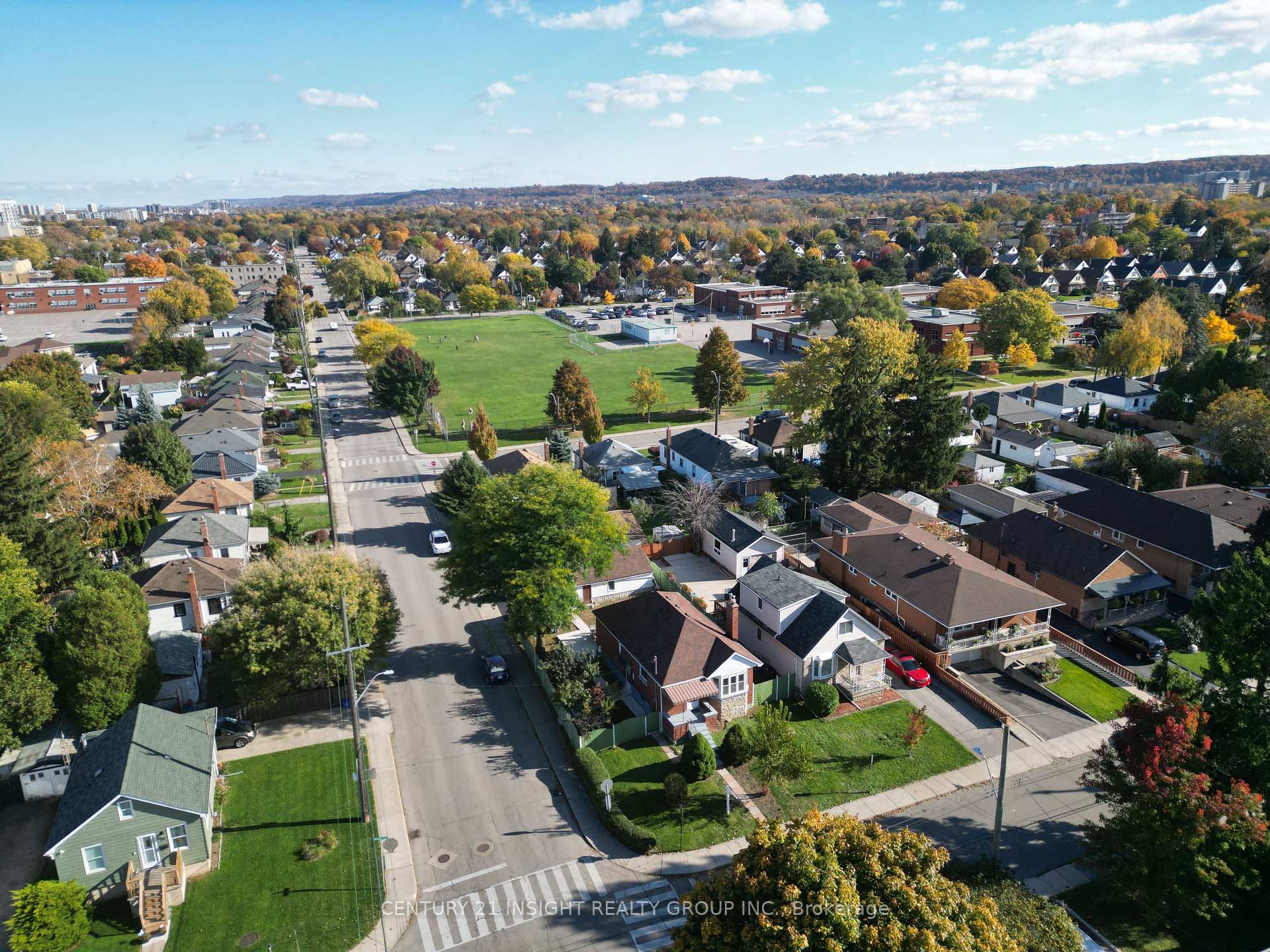 Photo 36 of 155 Walter Avenue S, Hamilton, Glenview — HOMEH