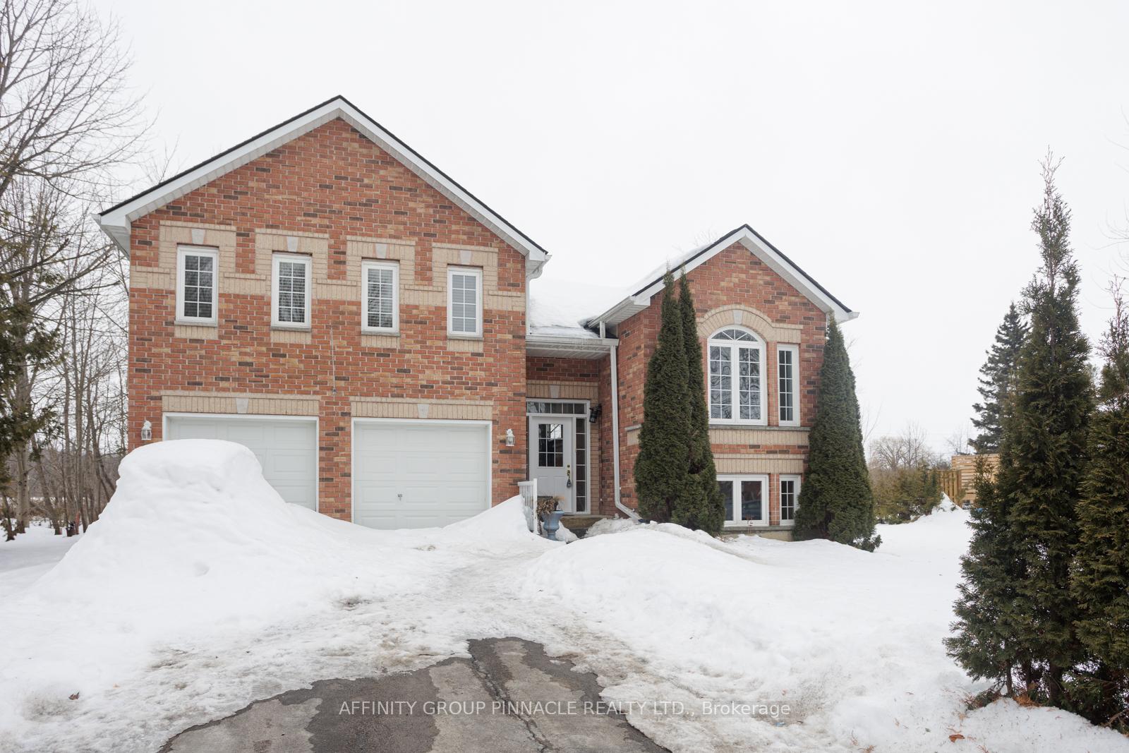 Front of 36 Ball Avenue E