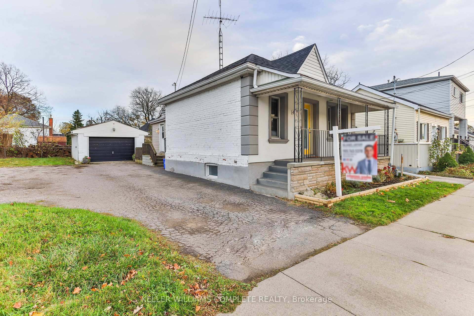 Photo 3 of 419 Upper Sherman Avenue, Hamilton, Raleigh — HOMEH