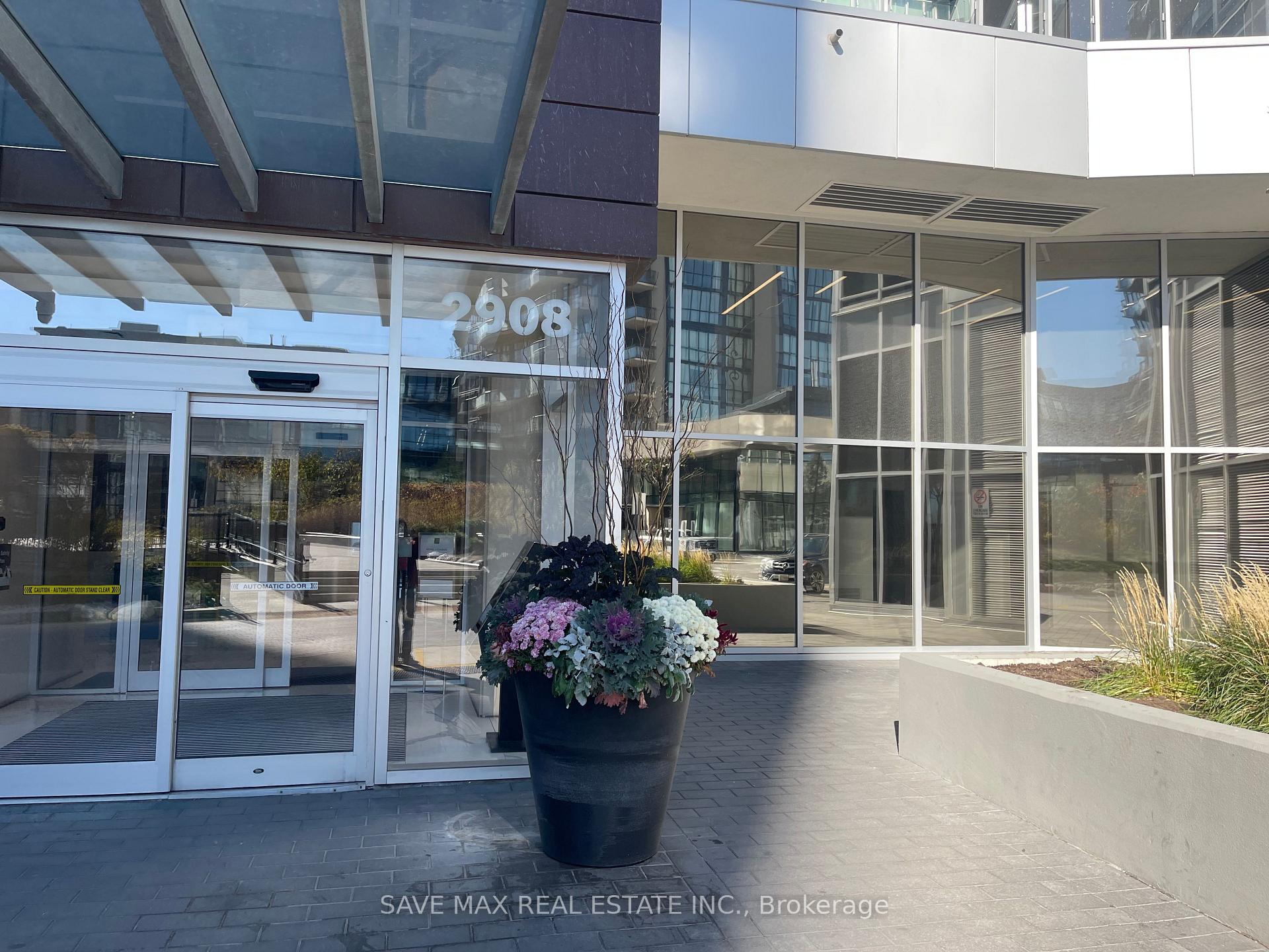 Photo 2 of Unit 205, 2908 Highway 7 Road, Vaughan, Concord — HOMEH