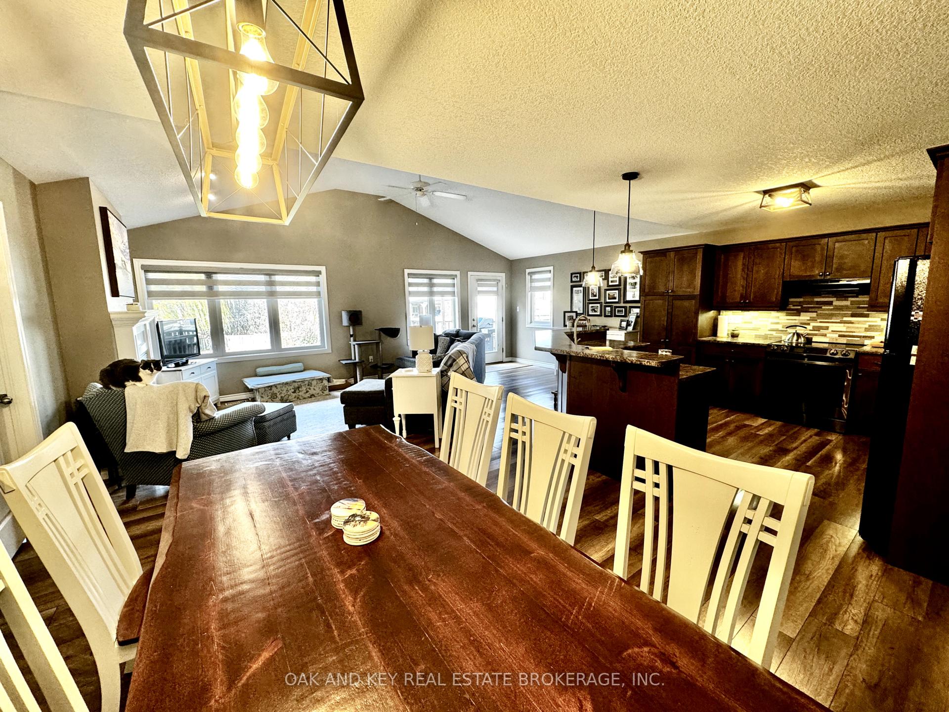 Photo 7 of 69 Greenway Boulevard, St. Thomas — HOMEH